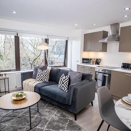Pembroke House Apartments Exeter For Families Business Relocation Free Parking Eksteriør billede