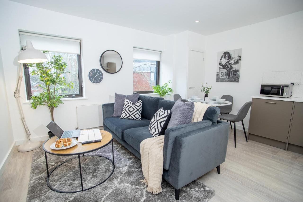 Pembroke House Apartments Exeter For Families Business Relocation Free Parking Eksteriør billede