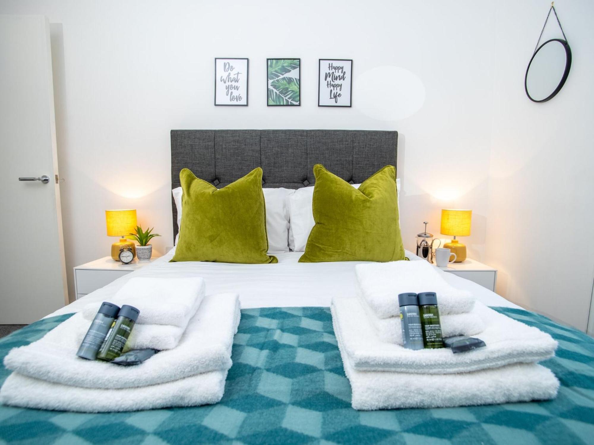 Pembroke House Apartments Exeter For Families Business Relocation Free Parking Eksteriør billede